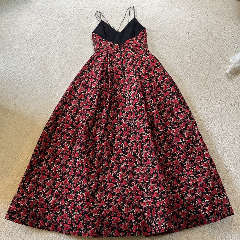 Alice + Olivia Floral Brocade Gown - Picture 9 of 16